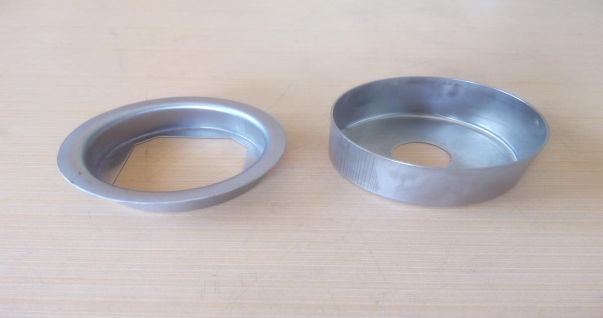 Arresting cap and bellow shield